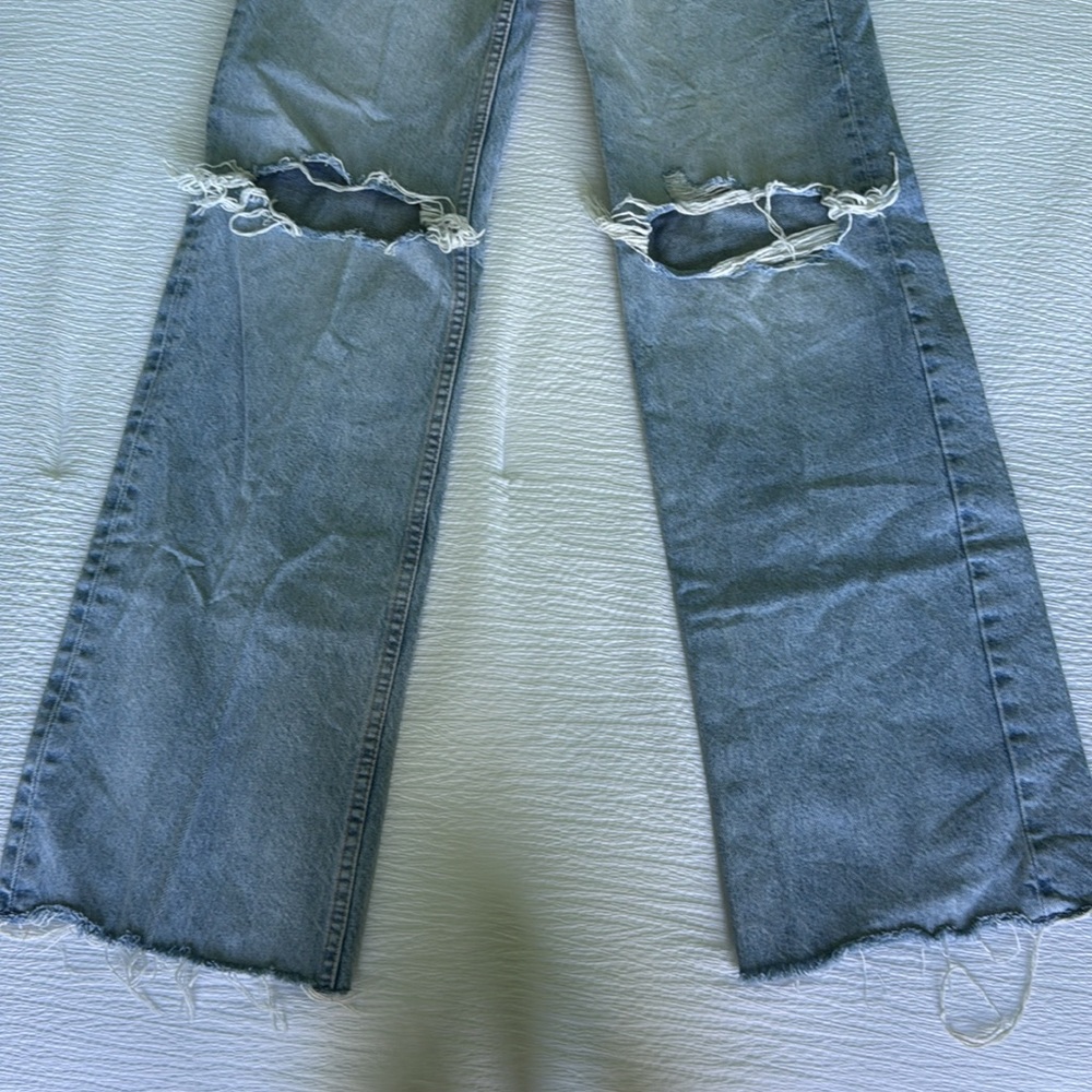 Women’s Zara Jeans - Picture 3 of 6